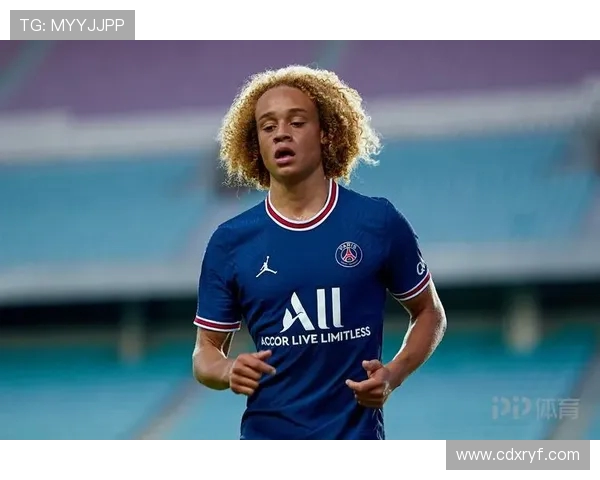 哈维西蒙斯:从青年才俊到足坛新星的成长之路与未来展望 哈维西蒙斯:从青年才俊到足坛新星的成长之路与未来展望