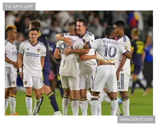 美职足精彩对决休斯顿队迎战急流队全力争胜展现实力