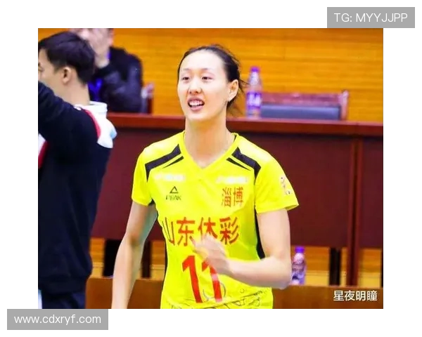 南京排球队配合策略分析与球队协作提升研究